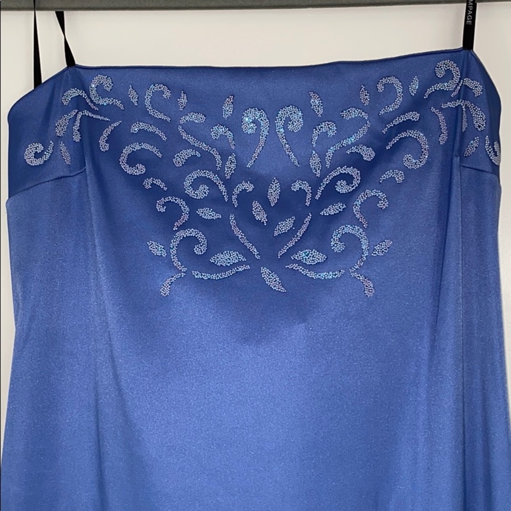 Dress - Picture 2 of 4